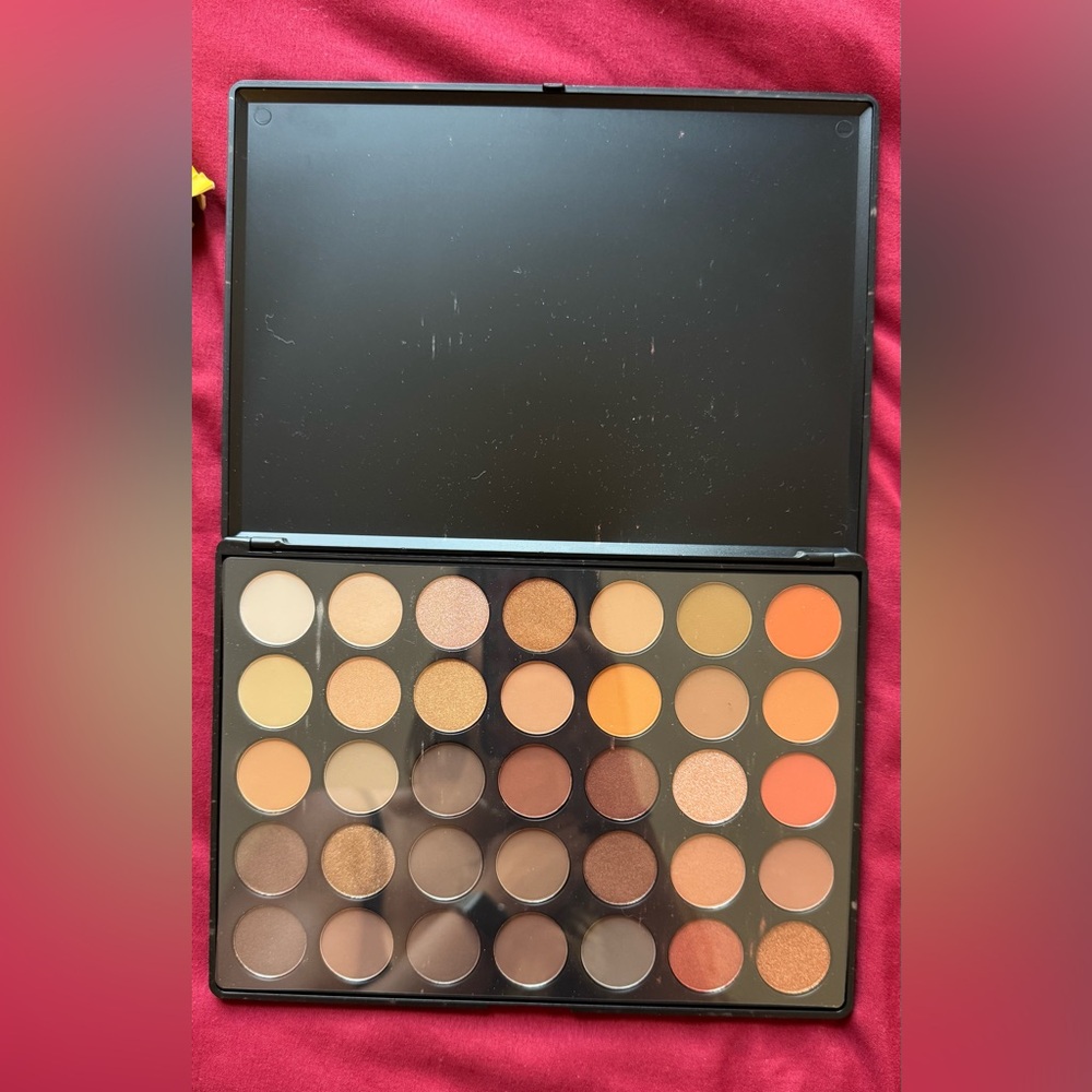 Neutral & Warm Eyeshadow Palette - Multi-Shade Women Makeup